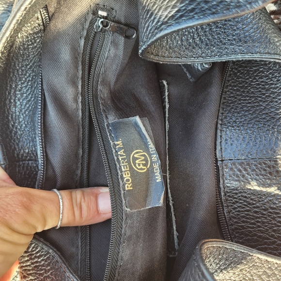 Roberta M Italian pebbled leather handbag - Picture 7 of 9